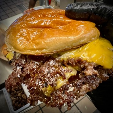 Bro Mans Birria N Burger Joint