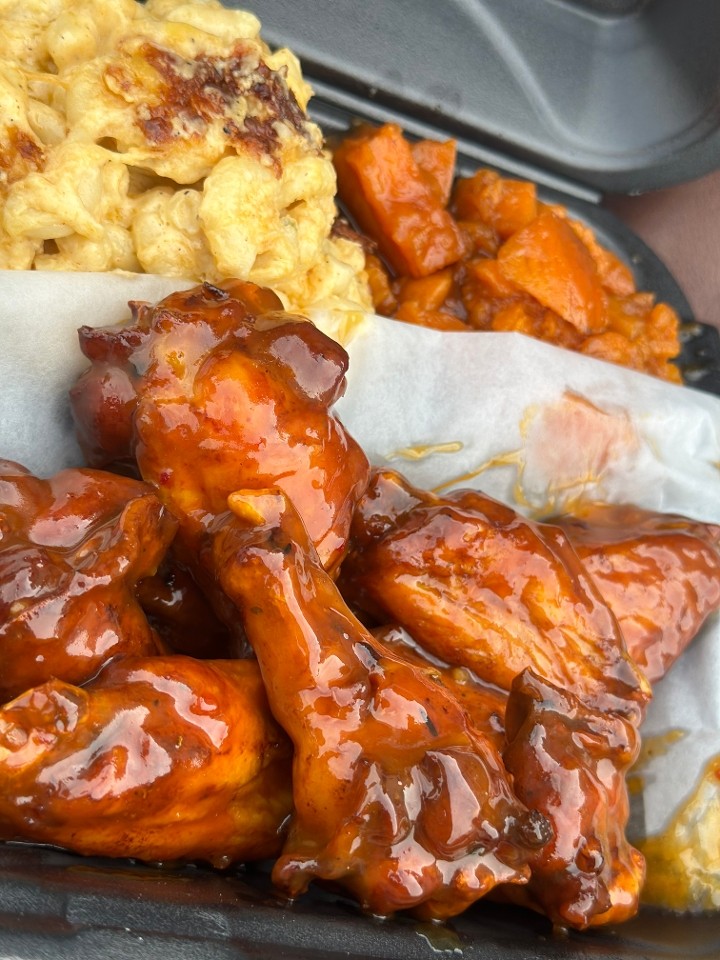 Phat Girl Sauced Signature Wings