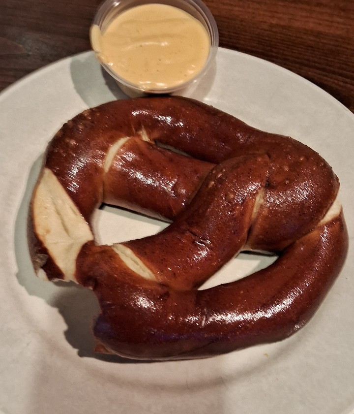 Daily Bar & Grill DAILY CHEESE STEAK* NEW