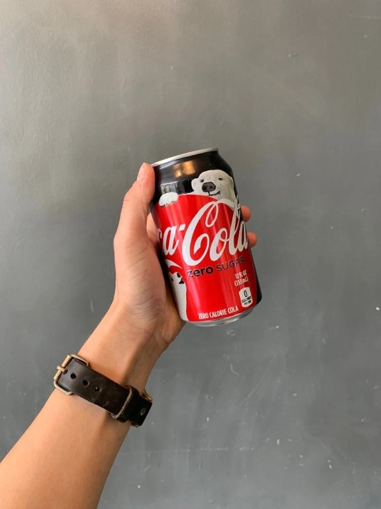 Coke Zero can