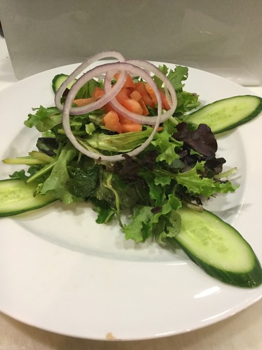 Mixed green salad