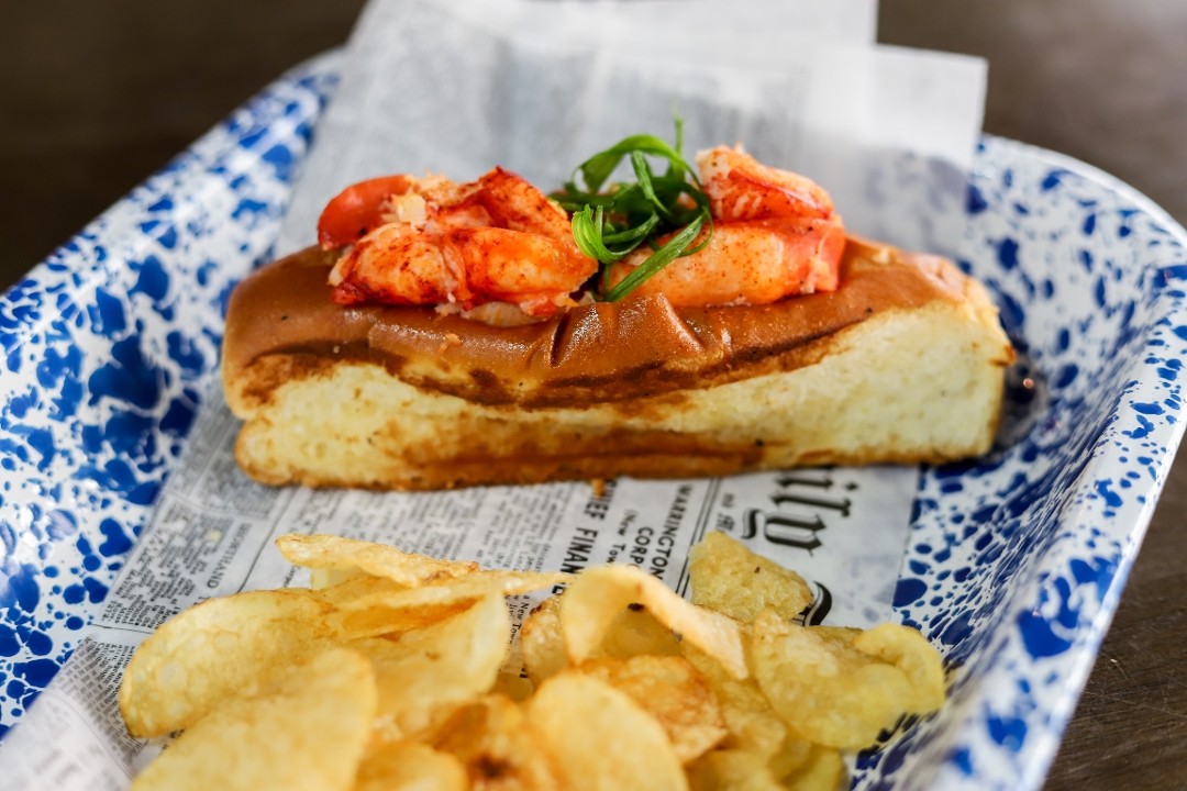 Connecticut Style Lobster Roll