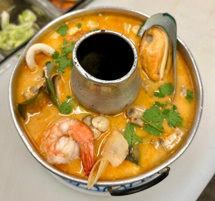Hot & Sour soup (Tom Yum)