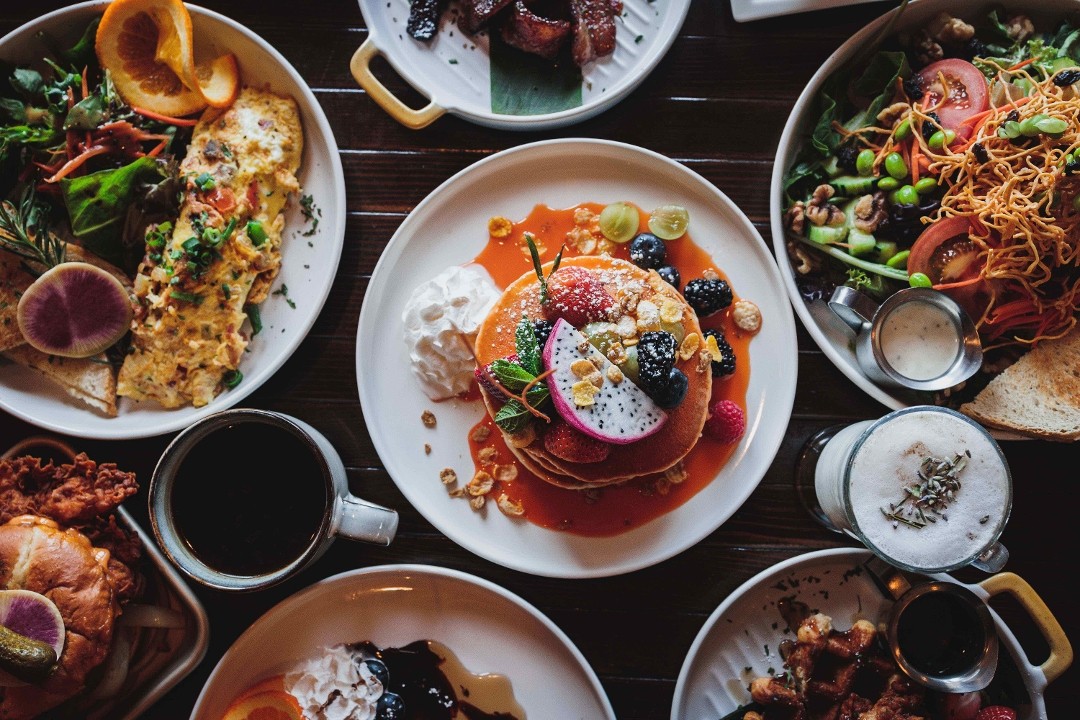 Pakaoma Thai-Lao Diner 11880 San Pablo Ave
