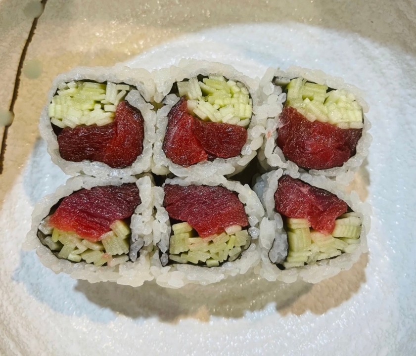 Tuna Cucumber Roll