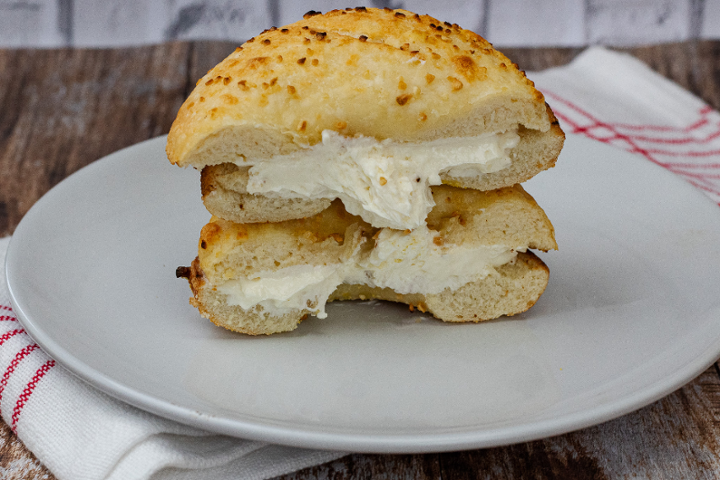 Cheesy Garlic Bagel