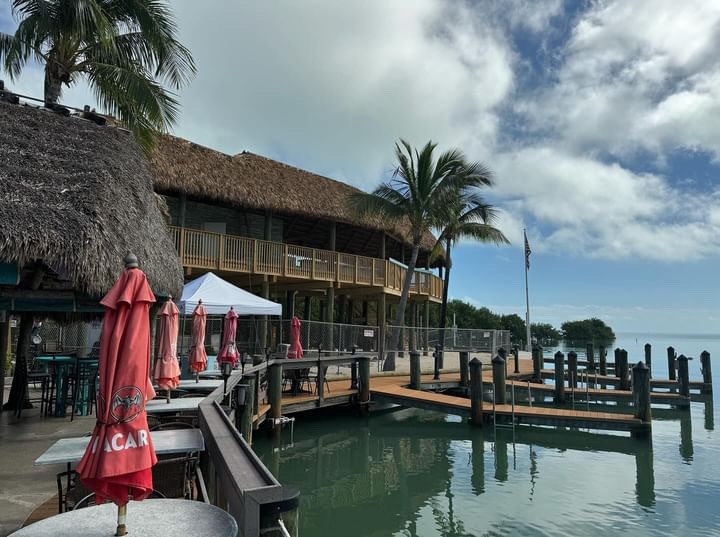 Snappers Oceanfront Restaurant & Bar