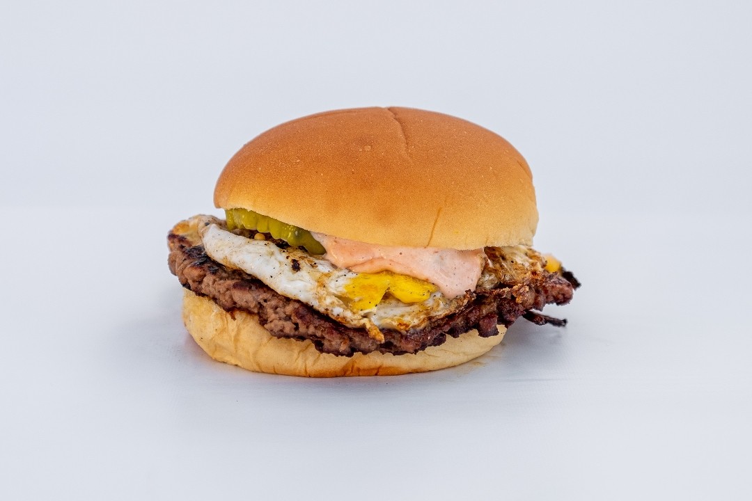 BEAUTY BURGER WITH EGG