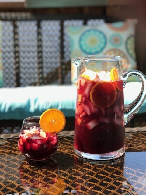 Quart of Red Sangria + Fruit