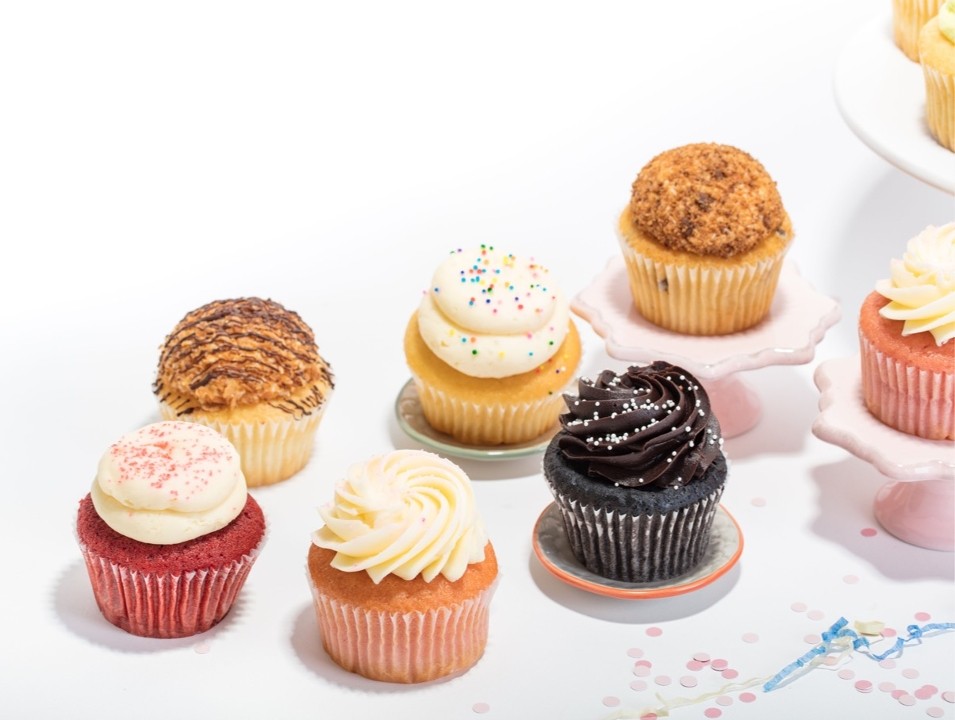 Cupcake Party Box (12 Assorted Cupcakes)