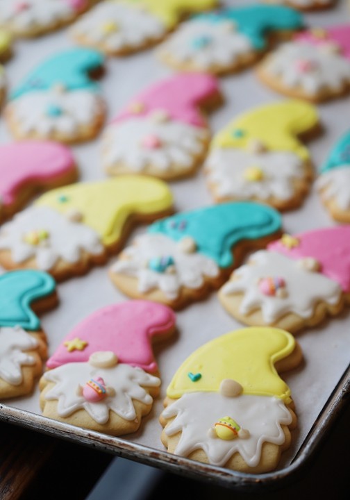 Easter Gnome Decorated Cookie