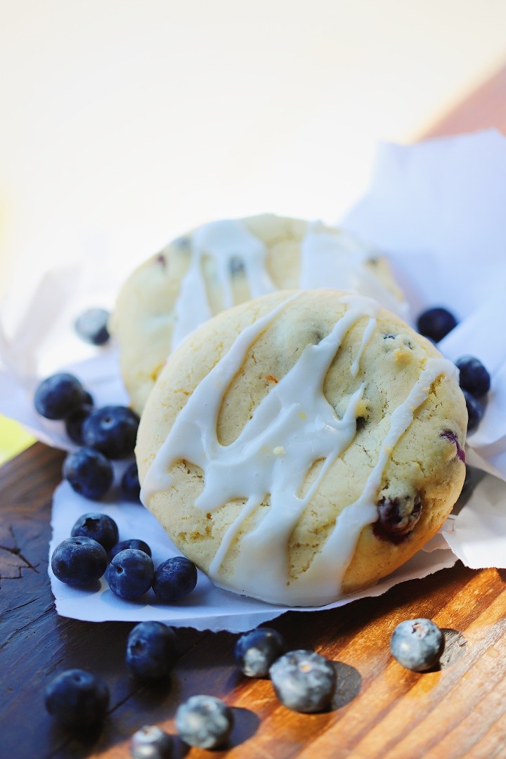 Lemon Blueberry Cheesecake Cookie