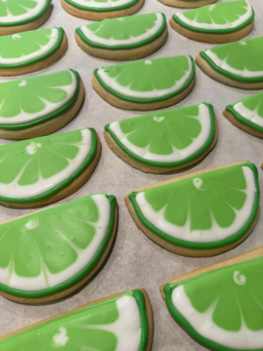 Lime Slice Decorated Cookie