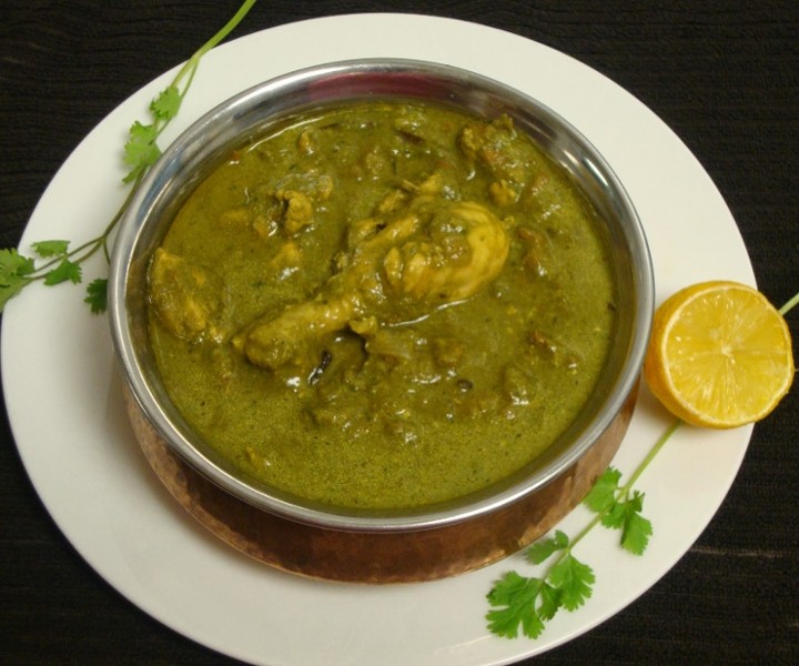 Palak Chicken Curry Only 15 Oz