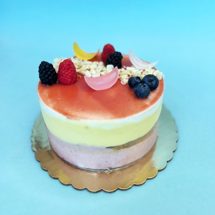 Queen Emma Mousse Cake, 6"