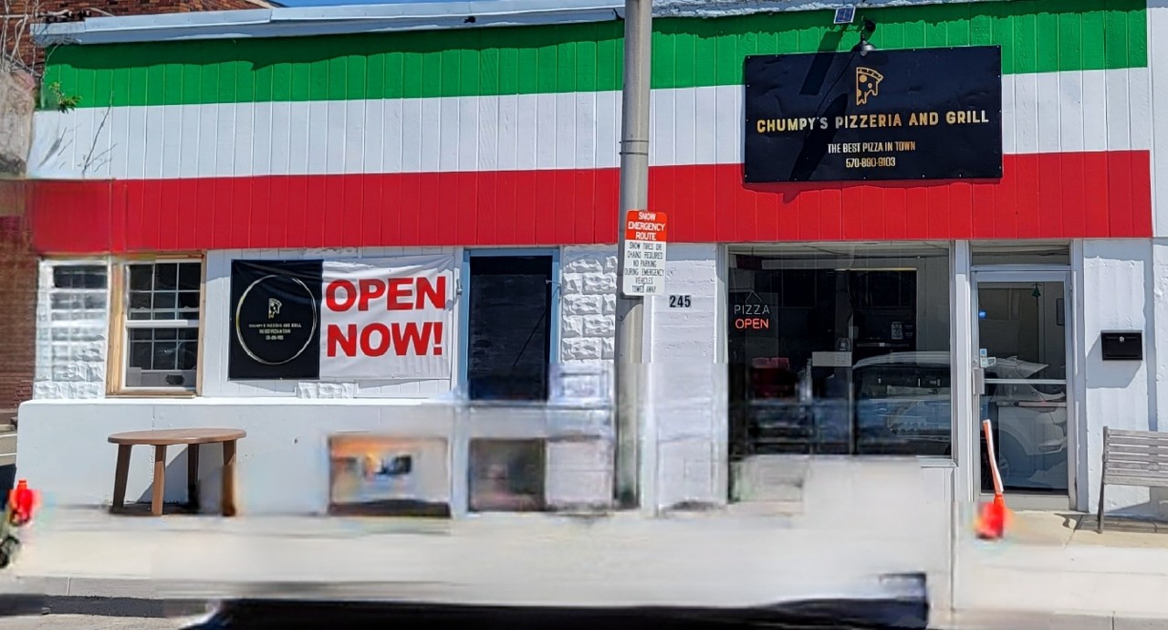 Chumpy's Pizzeria and Grill 245 Desmond St #1