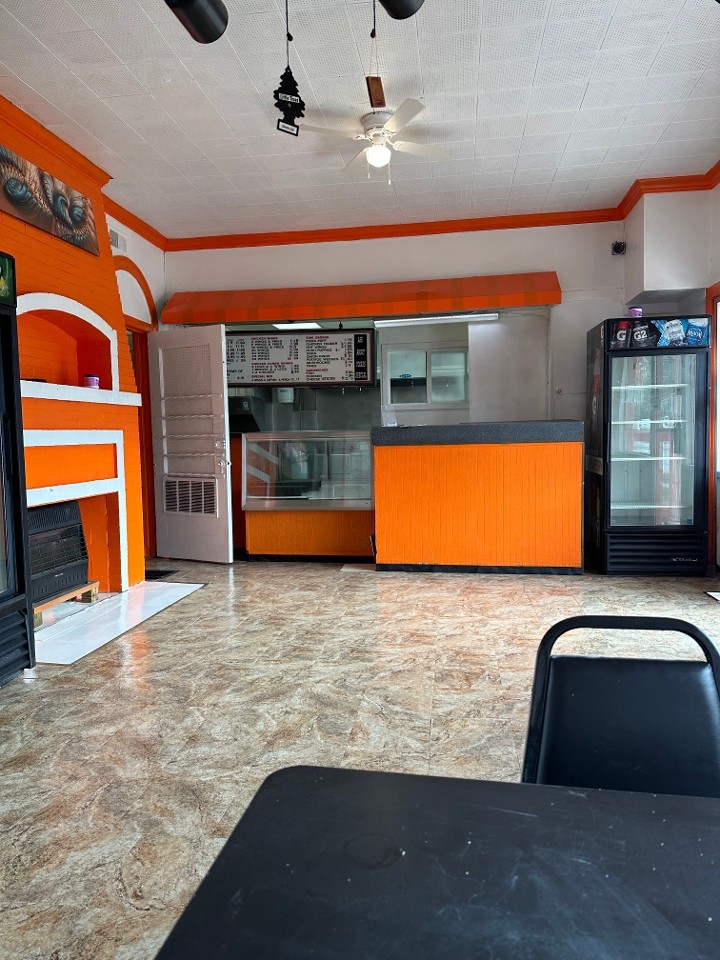 26 Supreme fish and chicken 2218 E Michigan Blvd