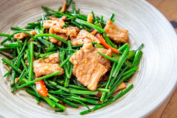 Salt Fried Pork Belly with Chives and Peppers (G)