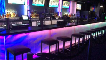 Status lounge Restaurant & Bar 707 Georgia 138