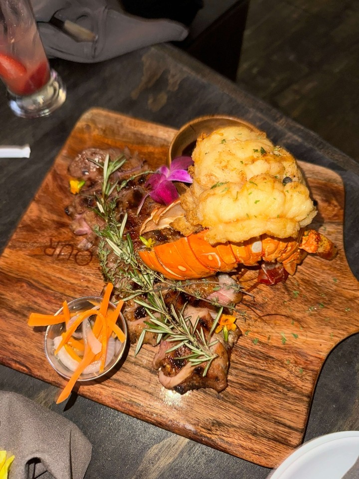 Kekoon Restaurant & Lounge