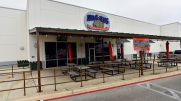 Armadillos Texas Style Burgers City Base
