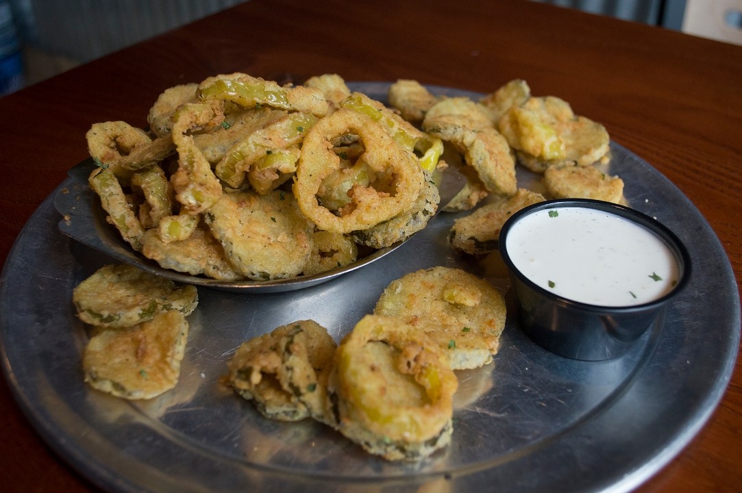 FRIED PICKLES & BANANA PEPPERS
