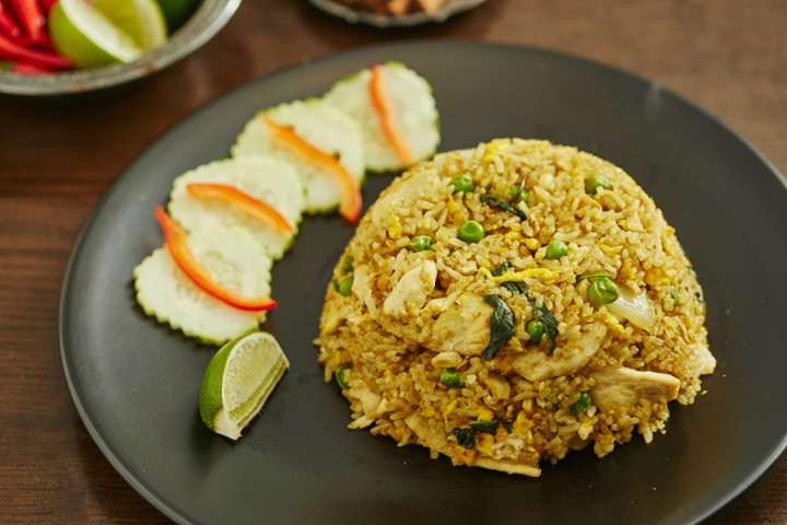 (L) Green Curry Fried Rice