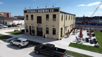 PetSkull Brewing - Manitowoc 1015 Buffalo St