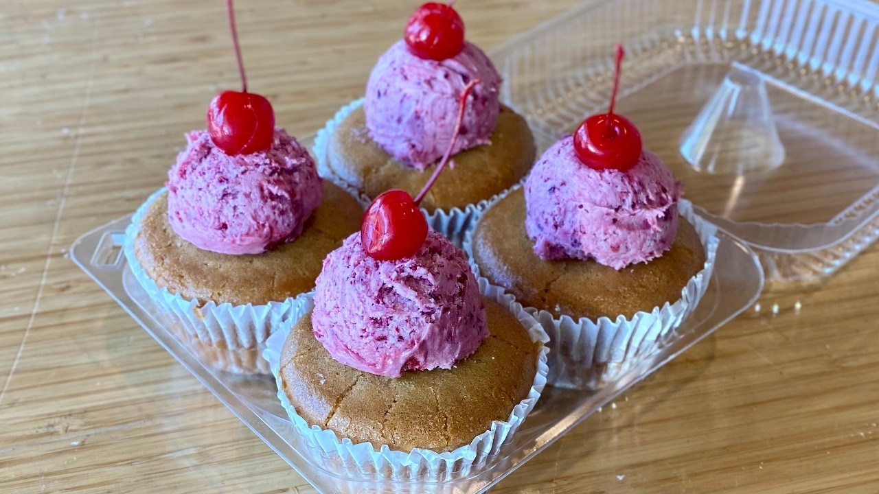 Vegan Berry Vanilla Cupcake Packs