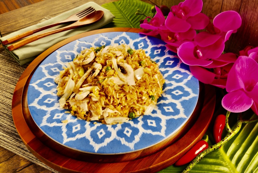 F4. Coconut Fried Rice Lunch