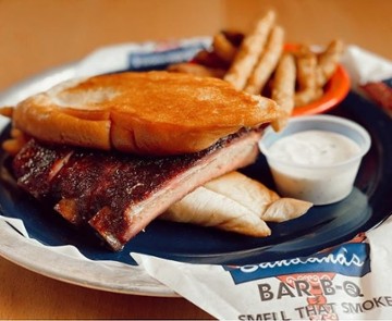 Bandana’s BBQ - St. Ann