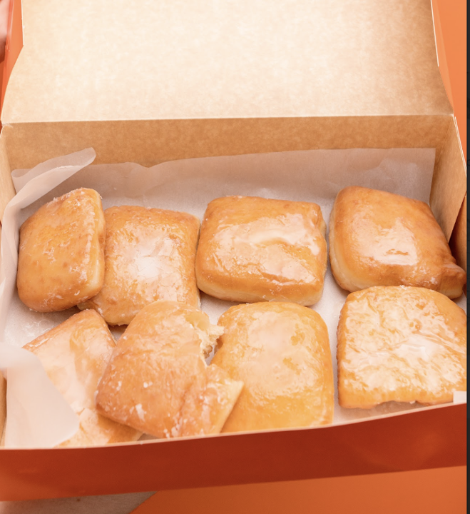 Box of 8 Dipped Beignets