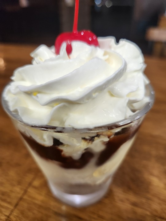 Hot Fudge Sundae