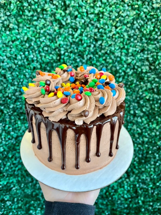 M&M Cake 6"