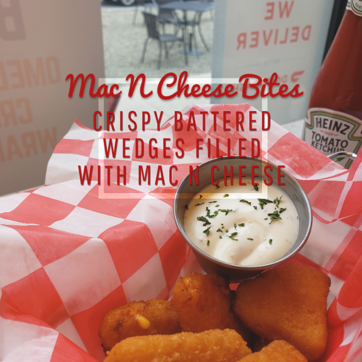 Mac N Cheese Bites (8)
