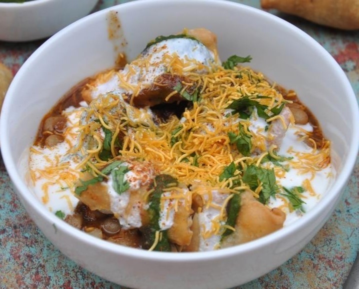 Samosa Ragda Chaat