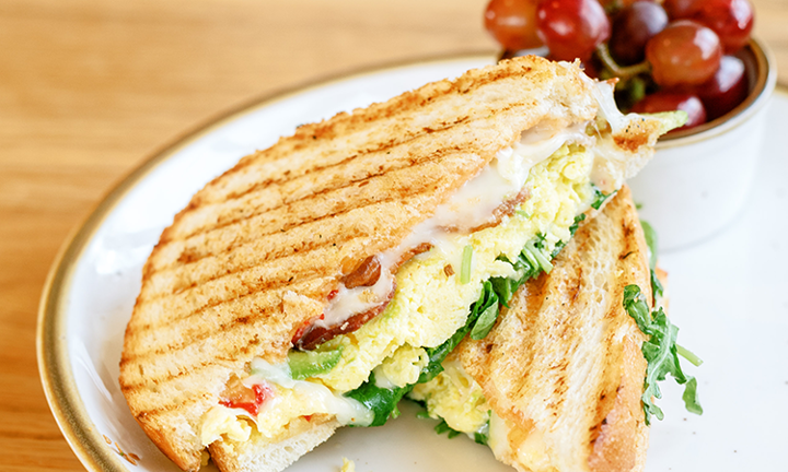 G’s Grilled Breakfast Sandwich*