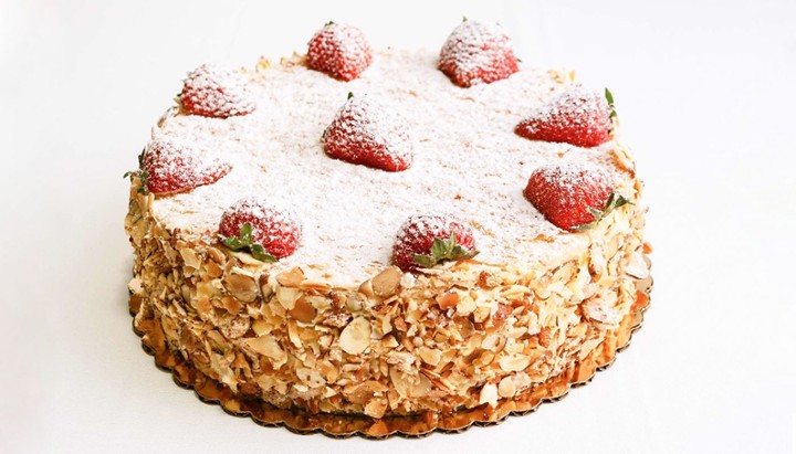 Strawberry Mille Feuille  9" (Serves 10-12 ppl)