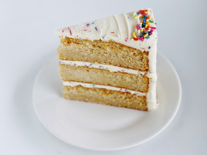 3 Layer: Vanilla Cake w/ Funfetti Icing GF/V