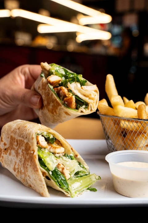 CHICKEN CAESAR WRAP