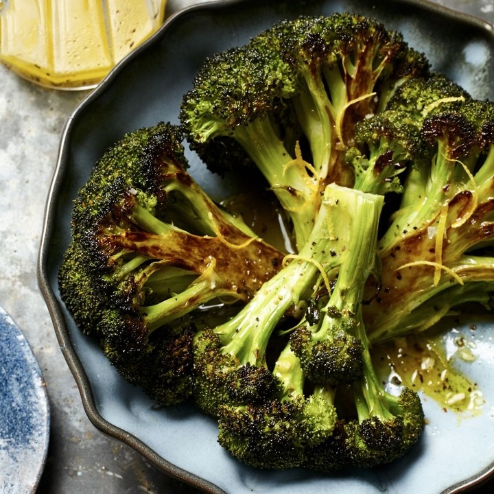 SIDE OF STEAMED BROCCOLI