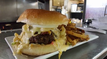 Dad's Pub and Grub