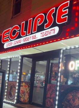 Eclipse Burgers Cachapas Y Mas 368 State st