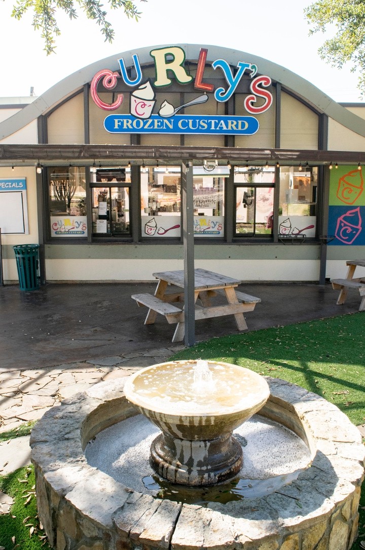 Curlys Frozen Custard