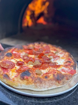 High & Mighty Pizza Joint