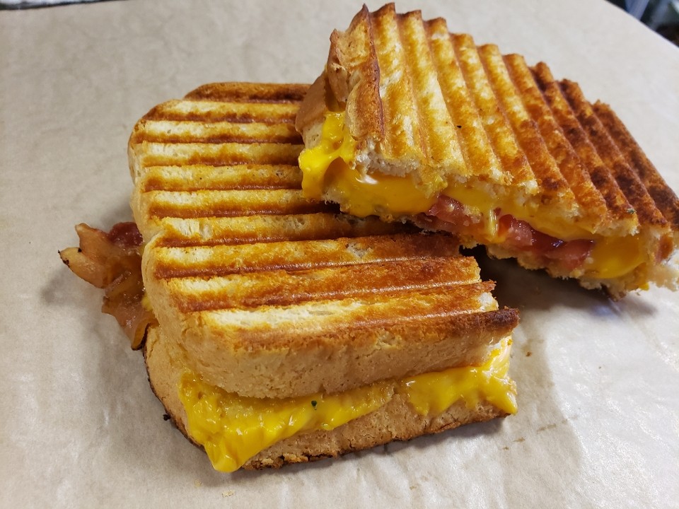 Grilled Cheese Bacon & Tomato Panini