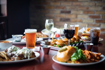 the Metropolitan, American Diner & Bar