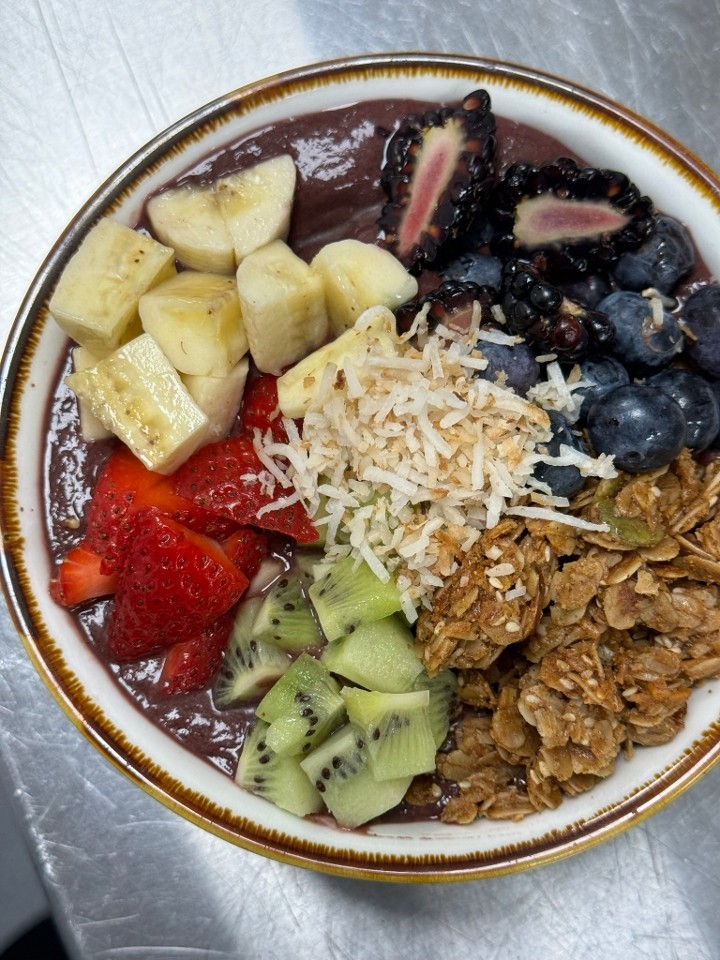 5445 Eden Prairie Road Chicken & Cheese Egg Rolls with Poblano Crema