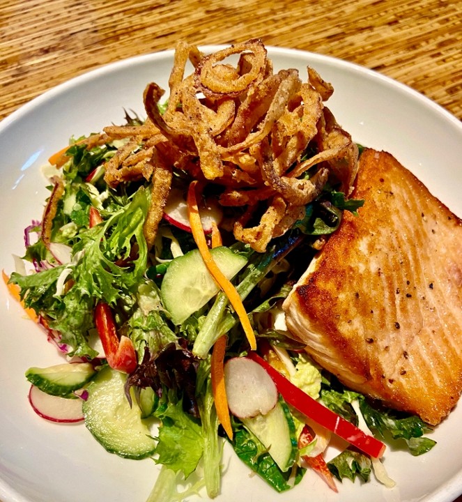 Seared Salmon Salad