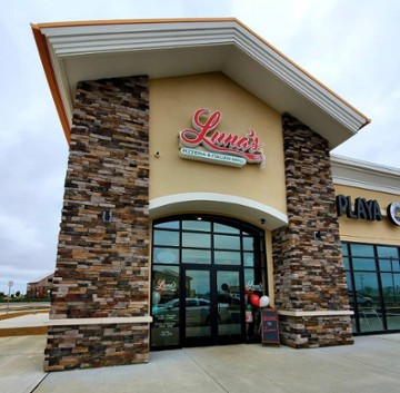 Luna's Pizzeria and Italian Grill